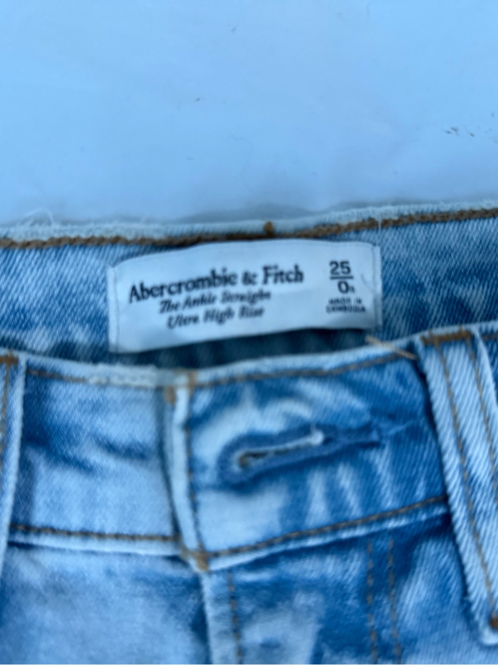 Abercrombie & Fitch Light Blue Washed Denim Jeans